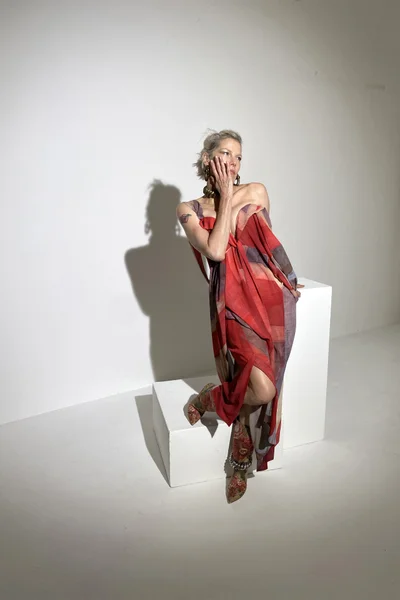 Look 3
